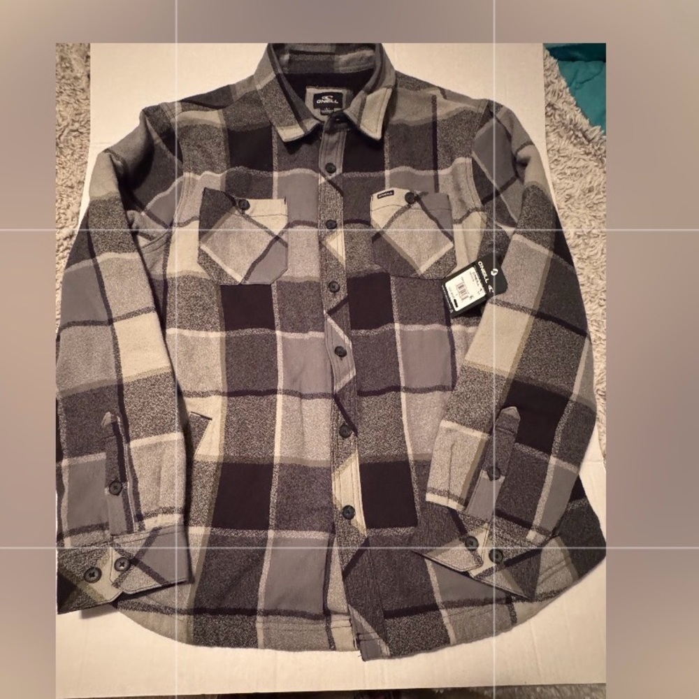 NWT-O'Neill Black and Gray Plaid Shirt